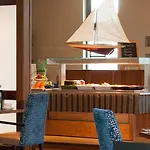 Hotel International