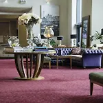 Hotel International