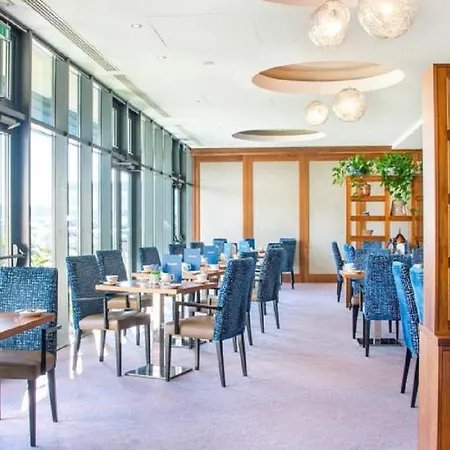 Hotel International
