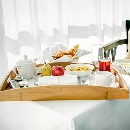 International Hotel 4*