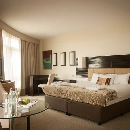 International Hotel 4*
