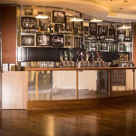 科克国际大酒店 4*