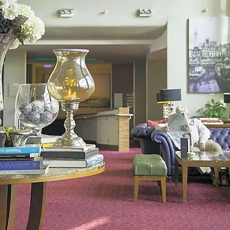 International Hotel