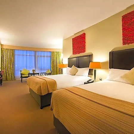 International Hotel 4*