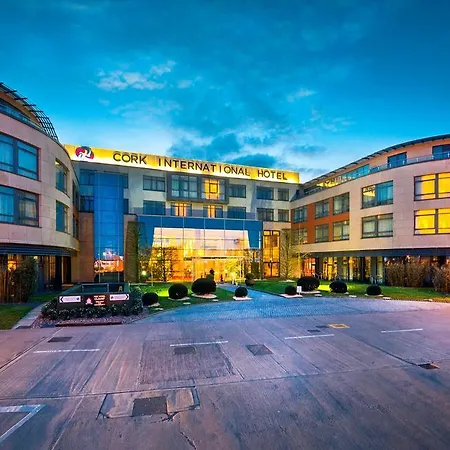 International Hotel 4*