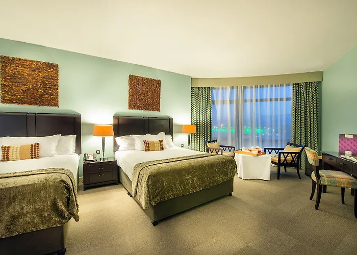 International Корк